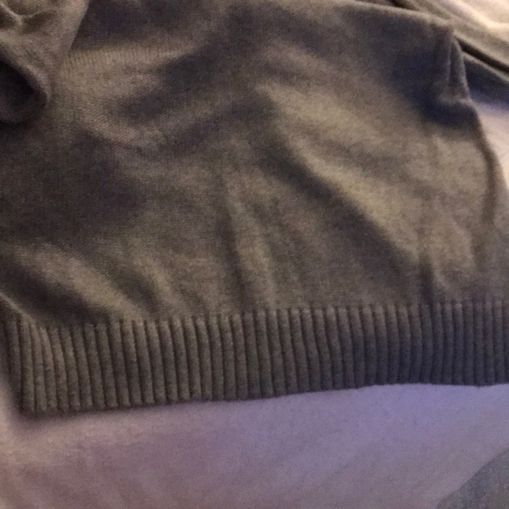 Sweater - Picture 5 of 5